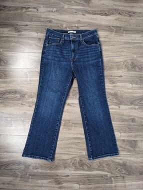 Levi's Women's Jeans High Waisted Crop Flare Size 31